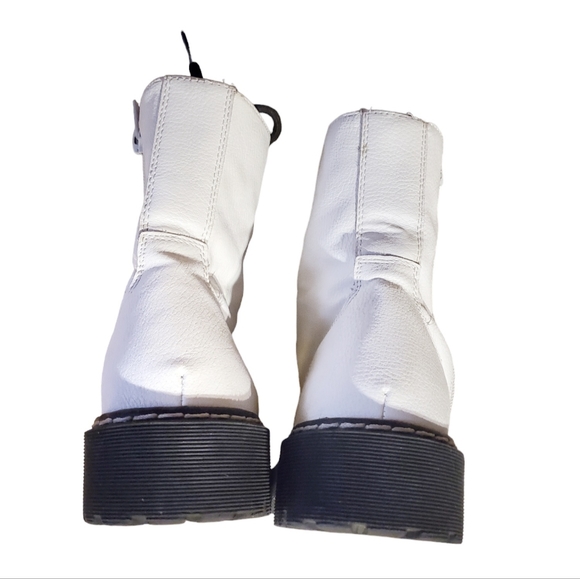 Sincerely jules White Combat boots. Size 8 US. Great condition! - Picture 3 of 9